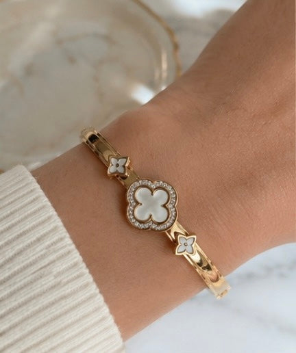 Gold Clover Mother-of-Pearl Bangle Bracelet