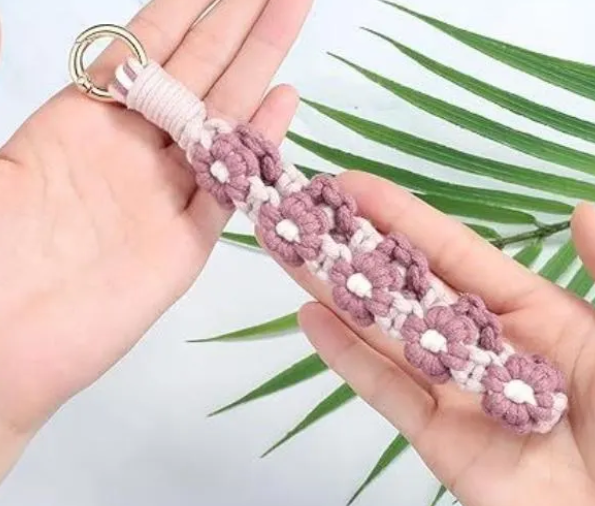 Crochet Daisy Wristlet Keychain | Floral Keychain | Cute Bag Charm | Flower Wrist Strap