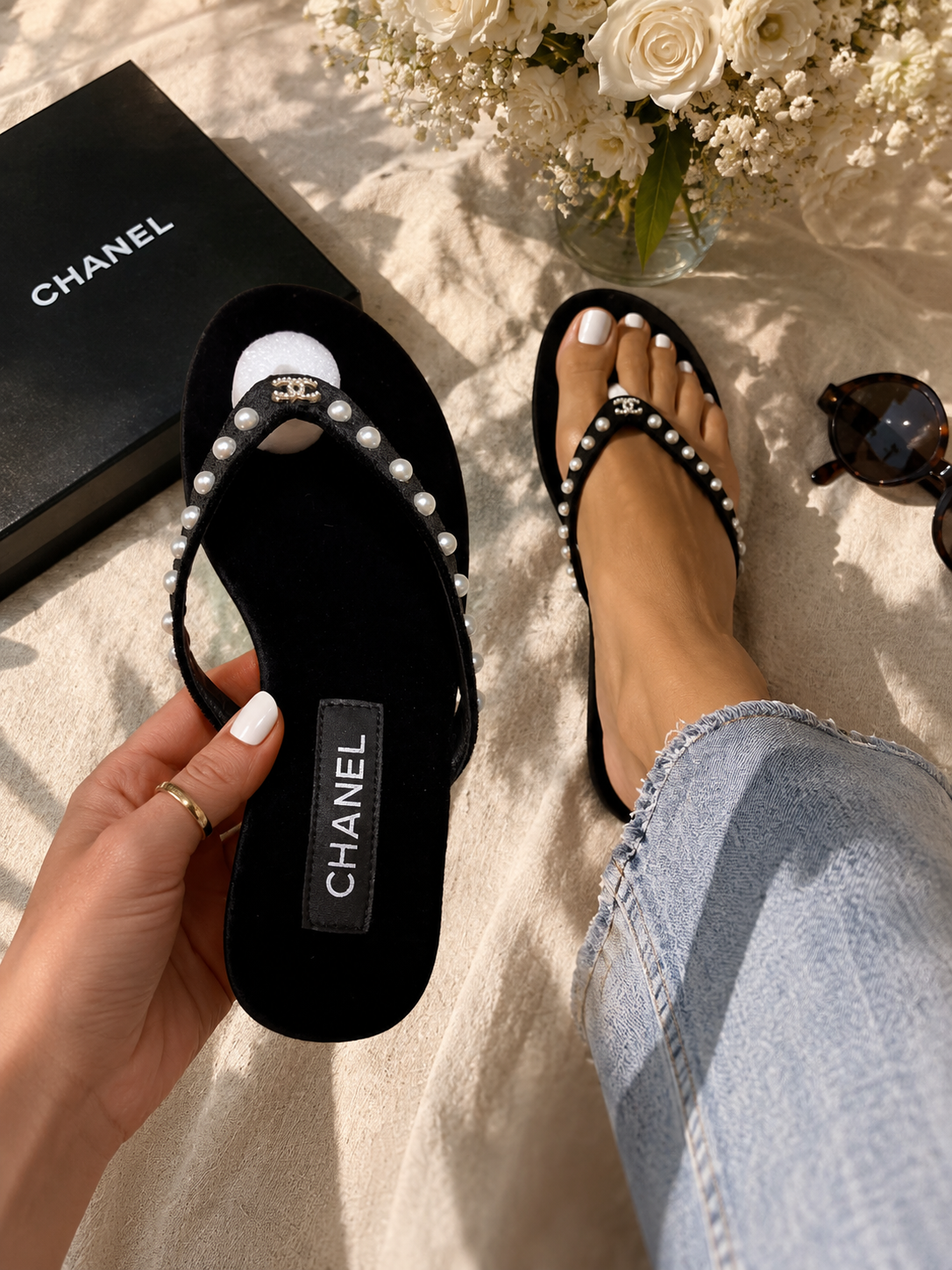 Pearl Embellished Sandals – Black