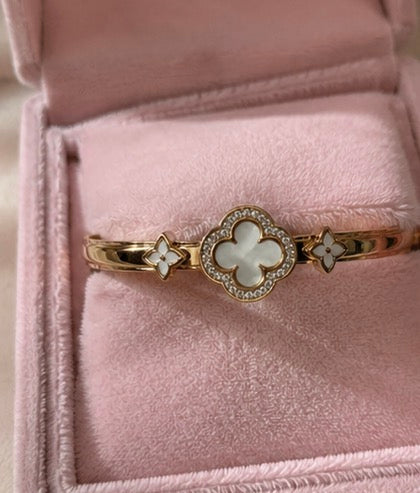 Gold Clover Mother-of-Pearl Bangle Bracelet