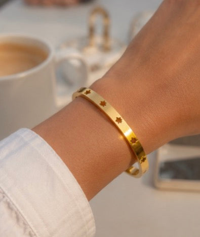 Gold Star Cutout Bangle Bracelet