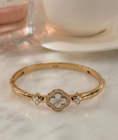 Gold Clover Mother-of-Pearl Bangle Bracelet