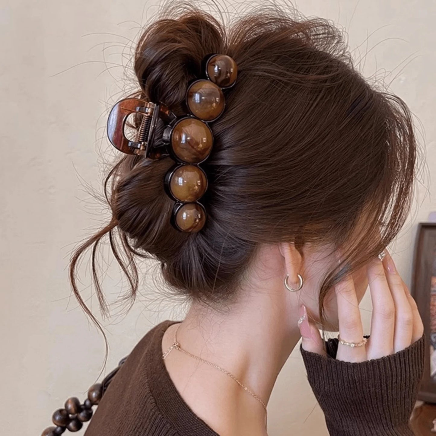 Mocha Bubble Claw Clip