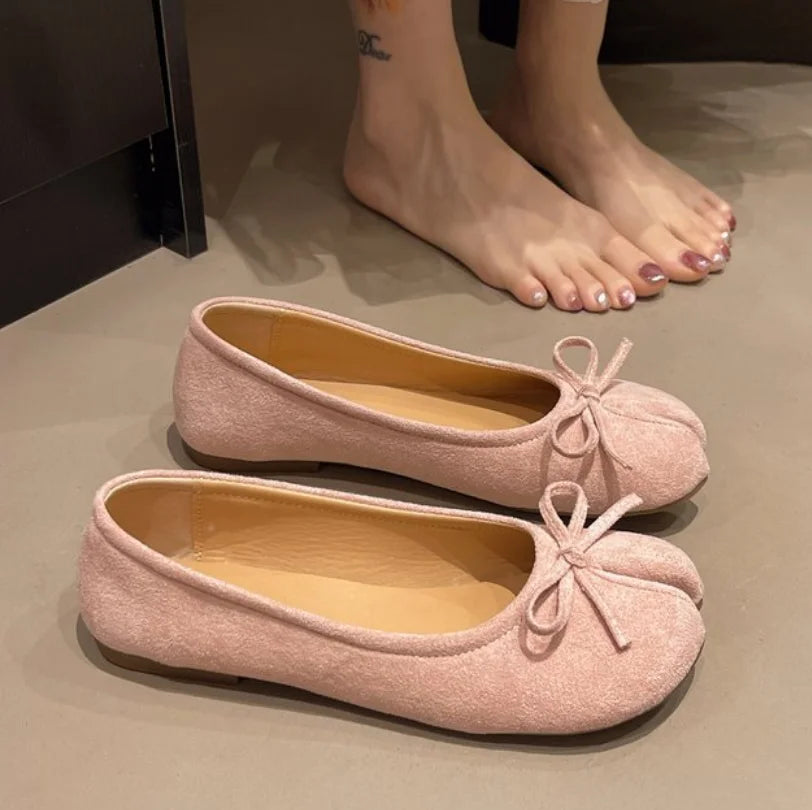 The Willow Split-Toe Ballet Flats
