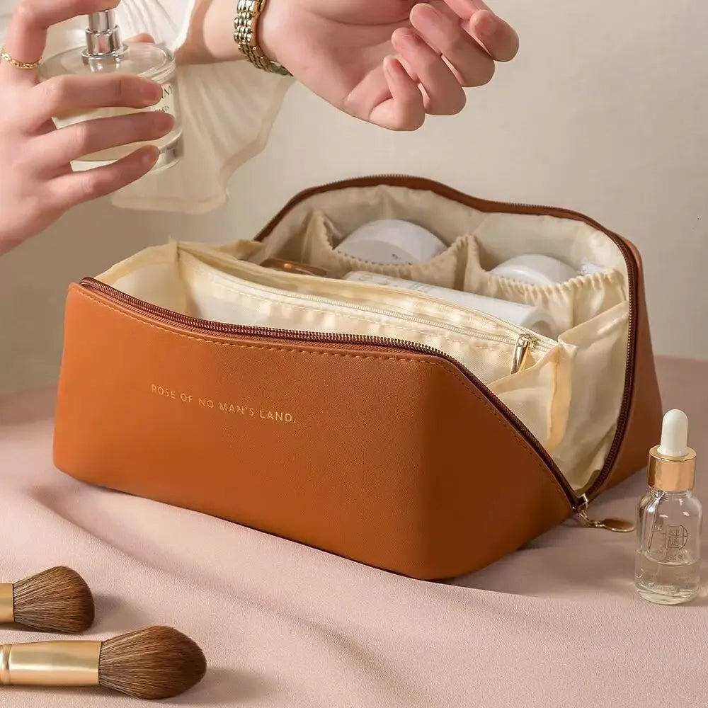 Blossom Beauty Case