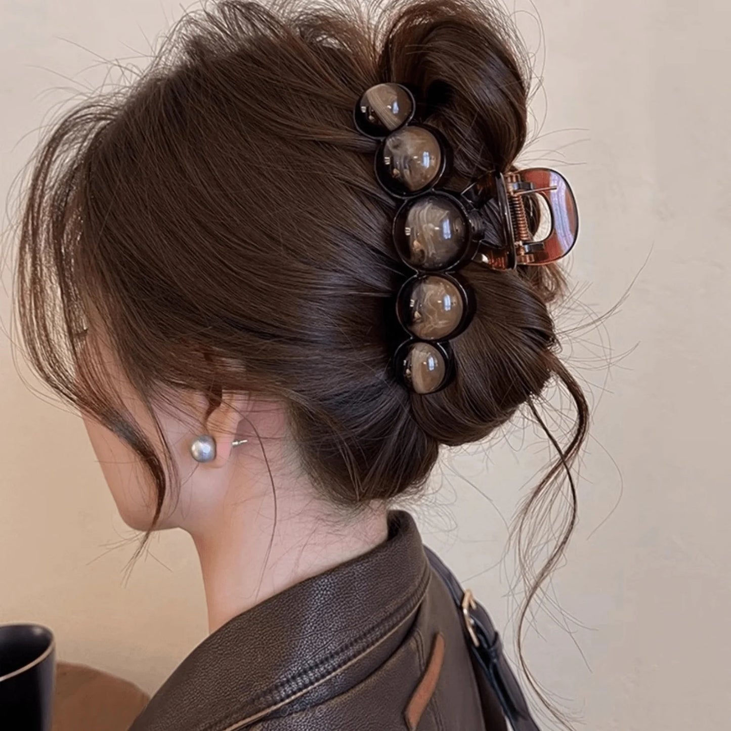 Mocha Bubble Claw Clip