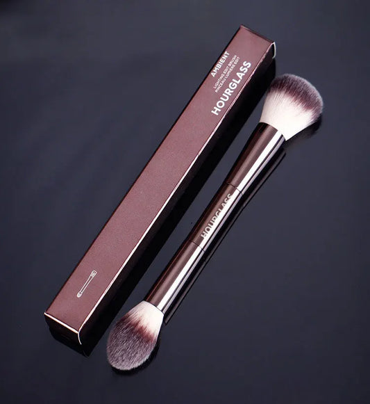 Hourglass Dual-Ended Makeup Brush – Blush, Bronzer & Contour Brush