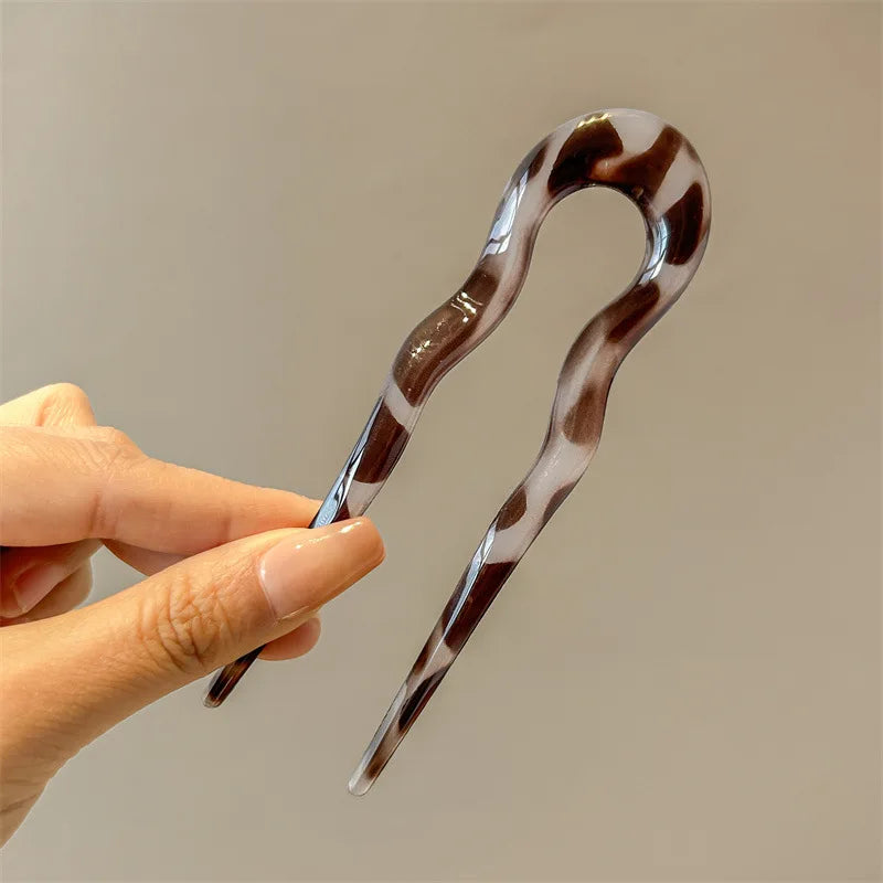 French Twist Hair Pin – Chic Tortoiseshell U-Shaped Hair Fork