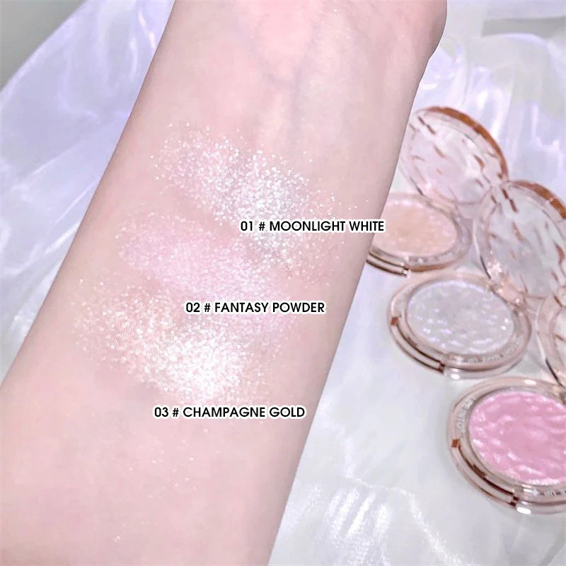 ✨ Golden Hour Glow Highlighter