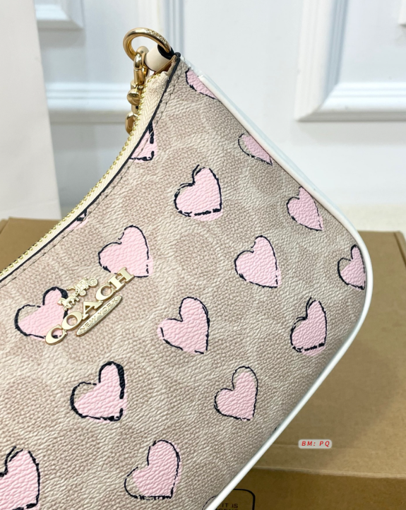 Sweetheart Canvas Shoulder Bag