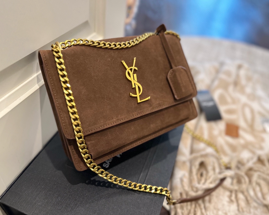 The Everyday Essential Shoulder Bag