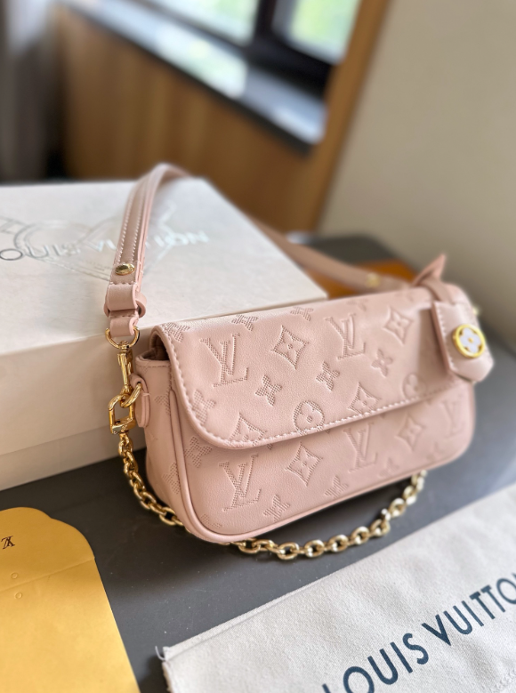 Rosalie Shoulder Bag