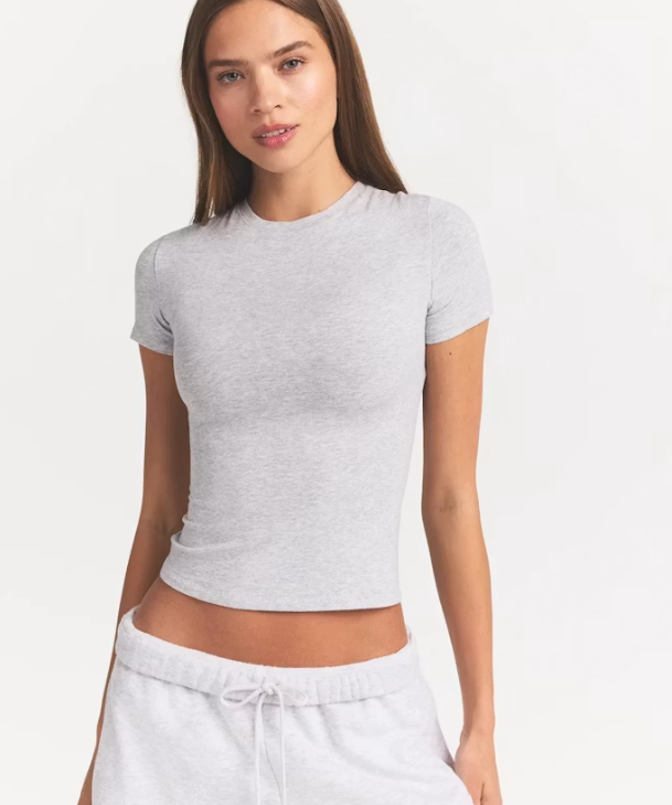 Skims Everyday Sculpt Tee | Buttery Soft Fitted Essential Top