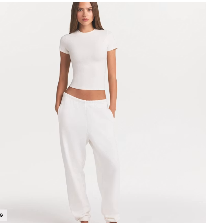 Skims Everyday Sculpt Tee | Buttery Soft Fitted Essential Top