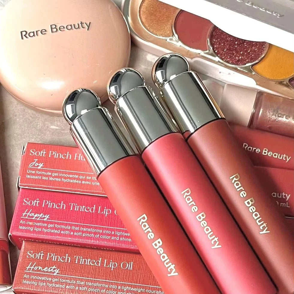 Velvet Kiss Lip Oil Stain – Hydrating Gloss Tint